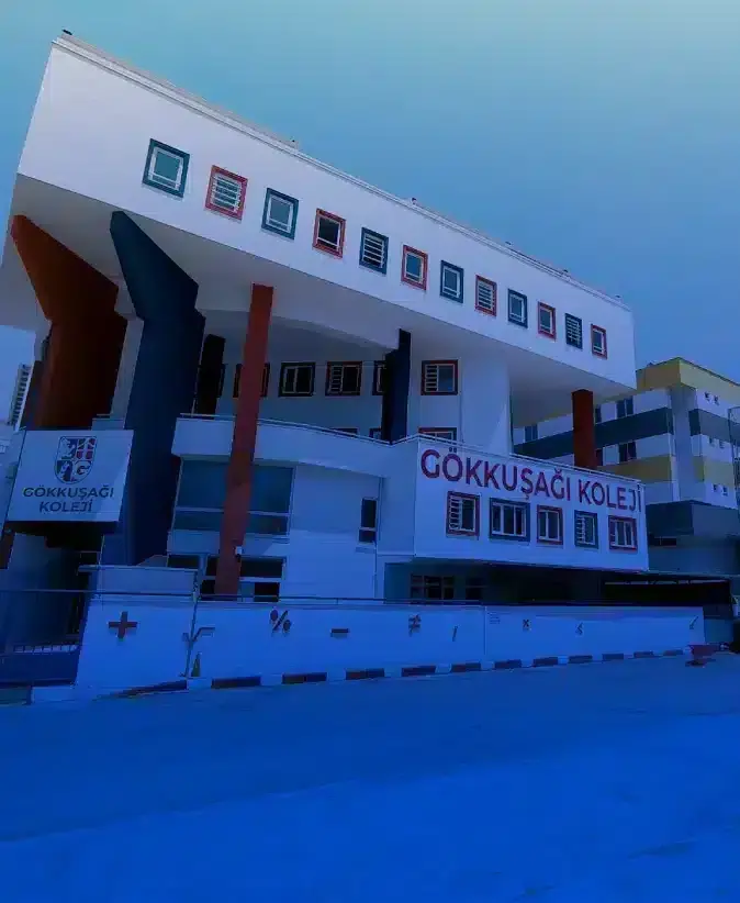 Gökkuşağı Koleji Antalya Muratpaşa Kampüsü dış görünüm