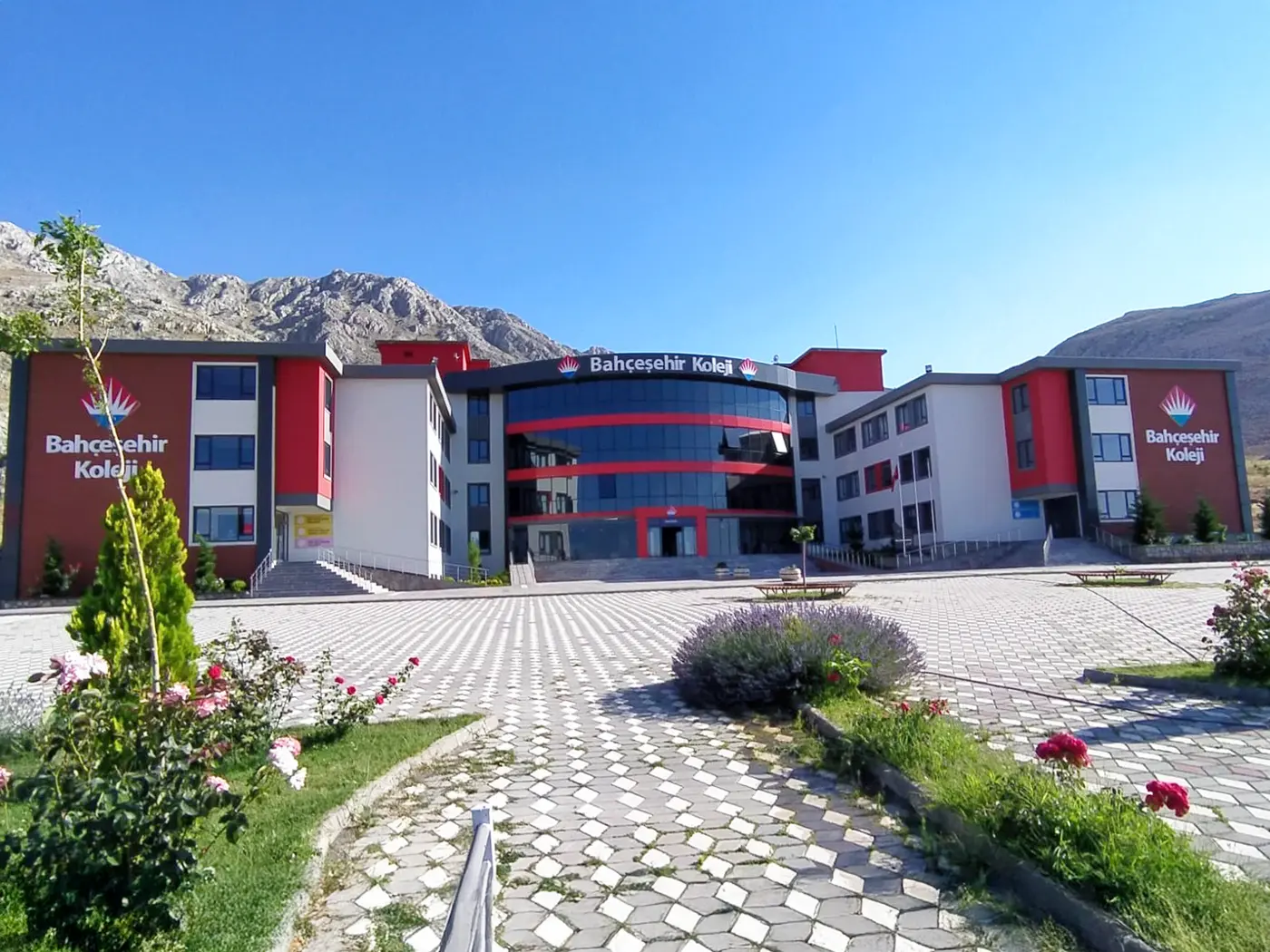Elbistan Bahçeşehir Elbistan Kampüsü dış görünüm
