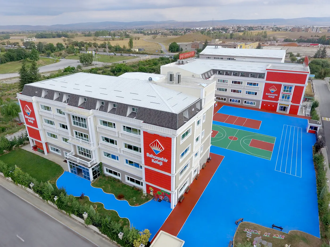 Bahçeşehir Koleji Eskişehir Anadolu Lisesi dış görünüm