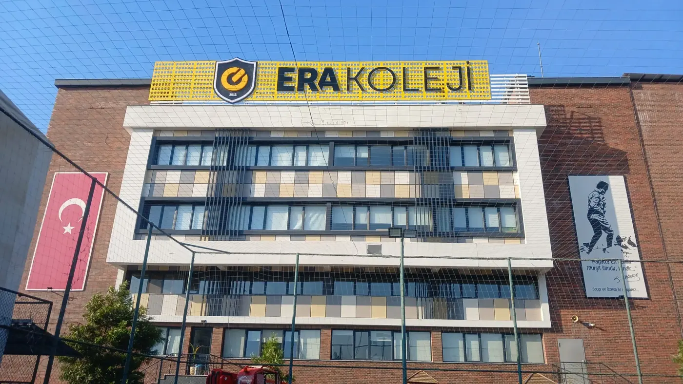 Özel Çiğli Eğitimde Rasyonel Açılım (ERA) Ortaokulu dış görünüm